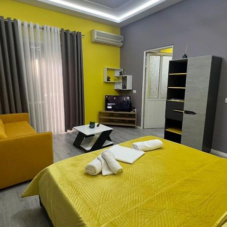 Algen Room'S Berat Exterior photo