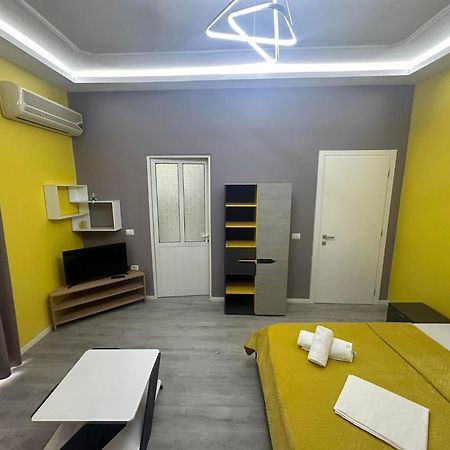 Algen Room'S Berat Exterior photo